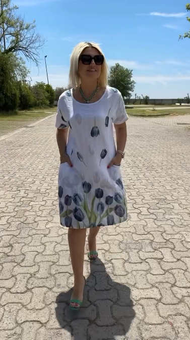 Neya™ - Summer Dress with Round Neck and Beautiful Print