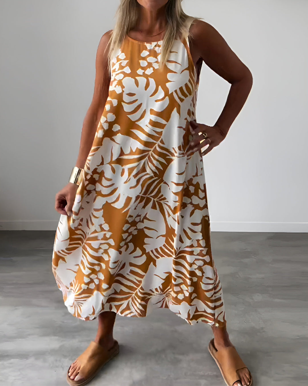 Liora – Summer Dress with Tropical Print