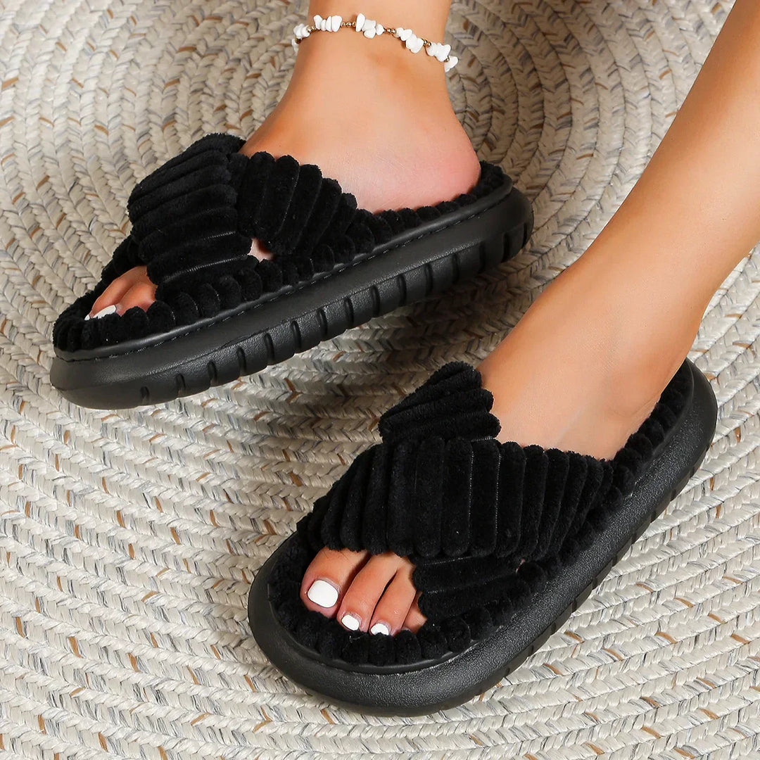 Dakota | Women’s Plush Cross-Band Slide Slippers