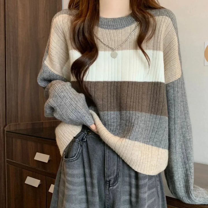 Caroline | Women’s Winter Cashmere Turtleneck