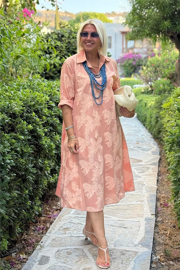 Nora – Dress with Leaf Pattern and Relaxed Look